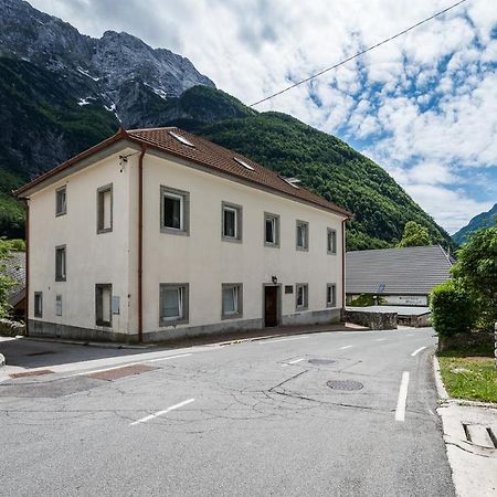 Hostel Kronotop In Triglav National Park Log pod Mangartom Kültér fotó