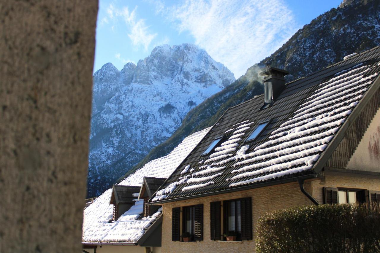 Hostel Kronotop In Triglav National Park Log pod Mangartom Kültér fotó