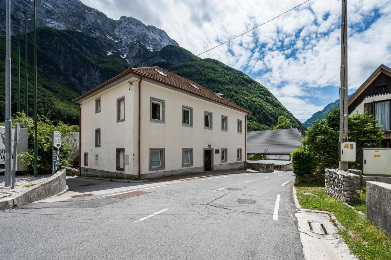 Hostel Kronotop In Triglav National Park Log pod Mangartom Kültér fotó